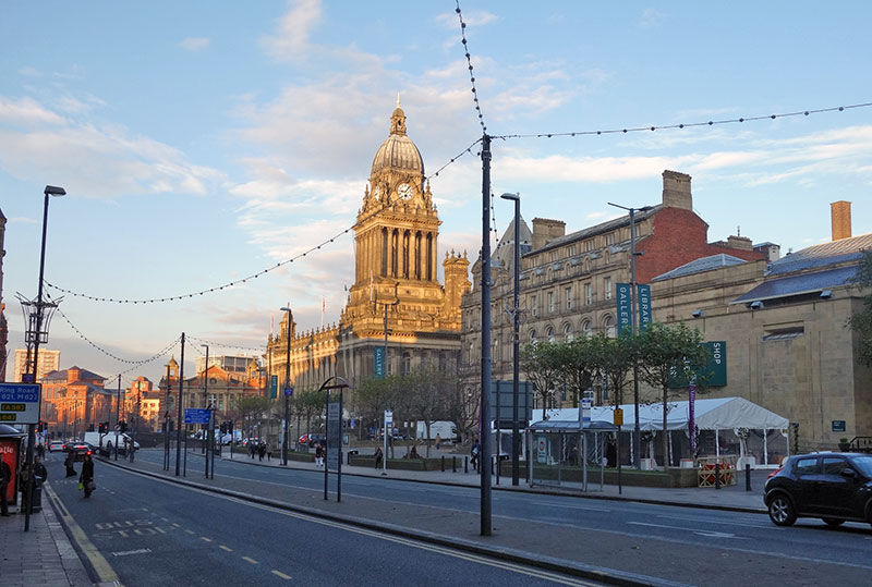 leeds-town-hall
