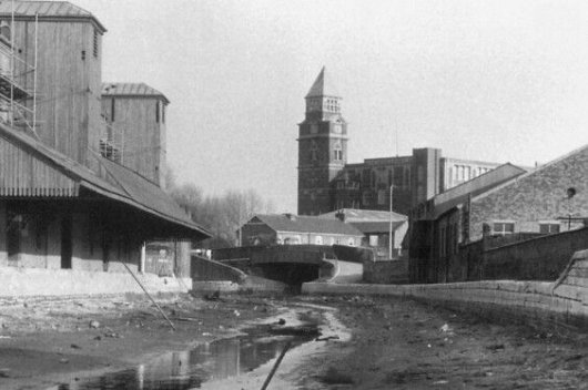 derelict-wigan-pier